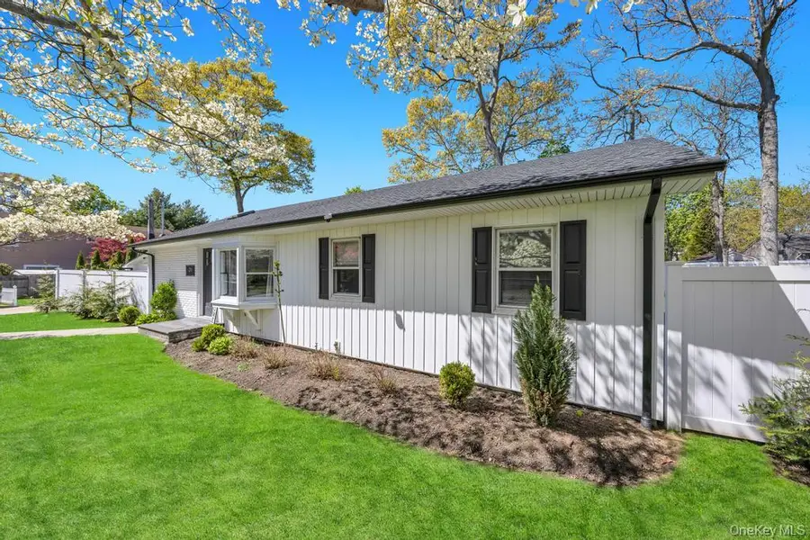 20 Garden Street, Nesconset, NY 11767 - #2