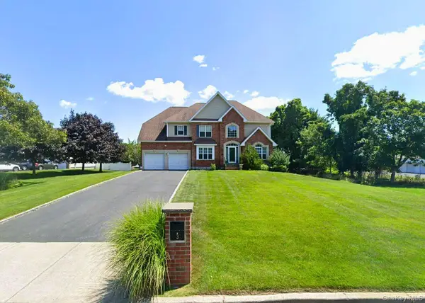 3 Mercedes Court, East Patchogue, NY 11772
