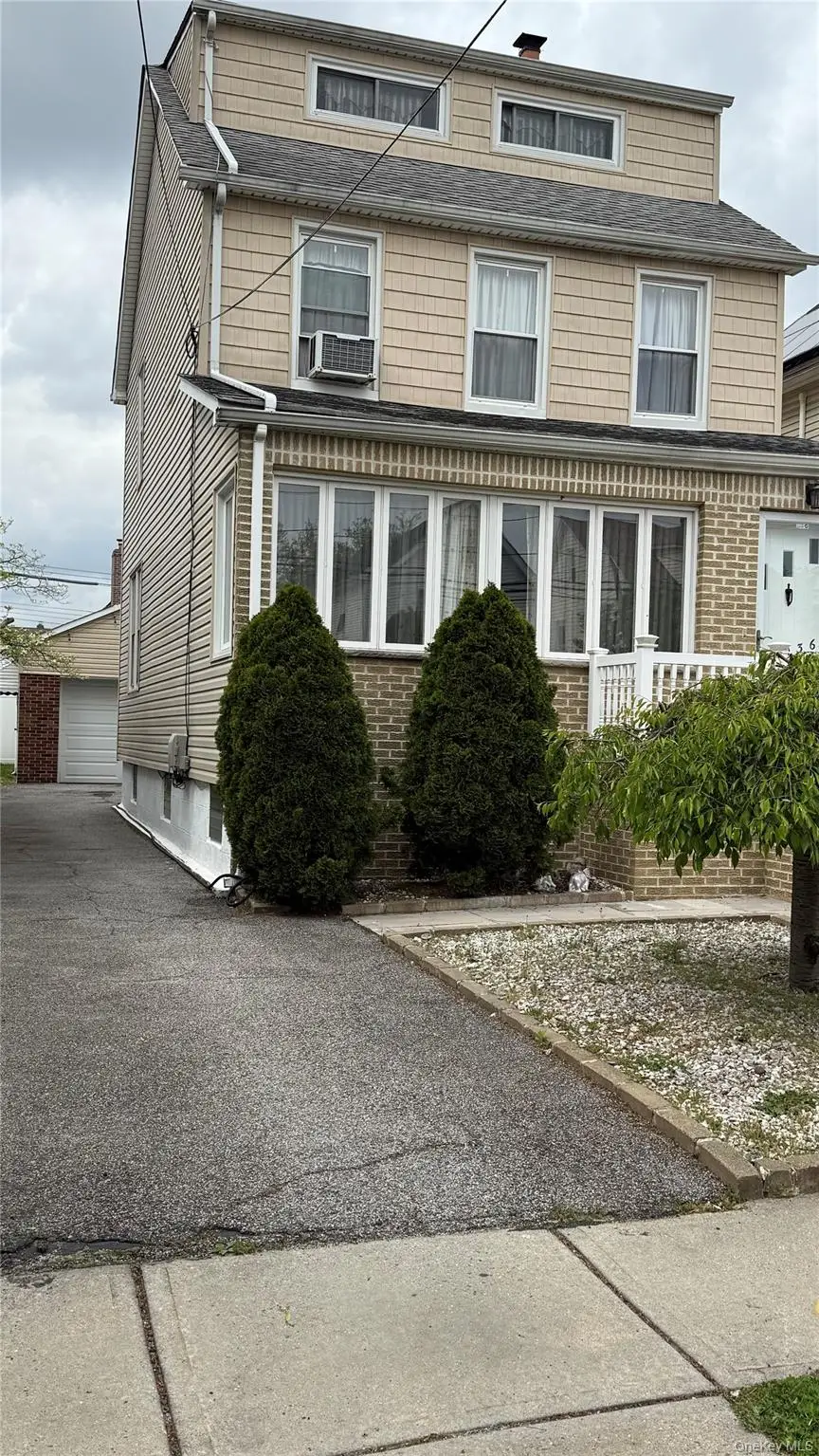 89-36 218th Place, Queens Village, NY 11427 - #2