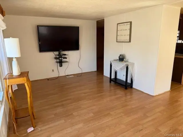 1661 Old Country Road Unit #415 #415, Riverhead, NY 11901 - #3