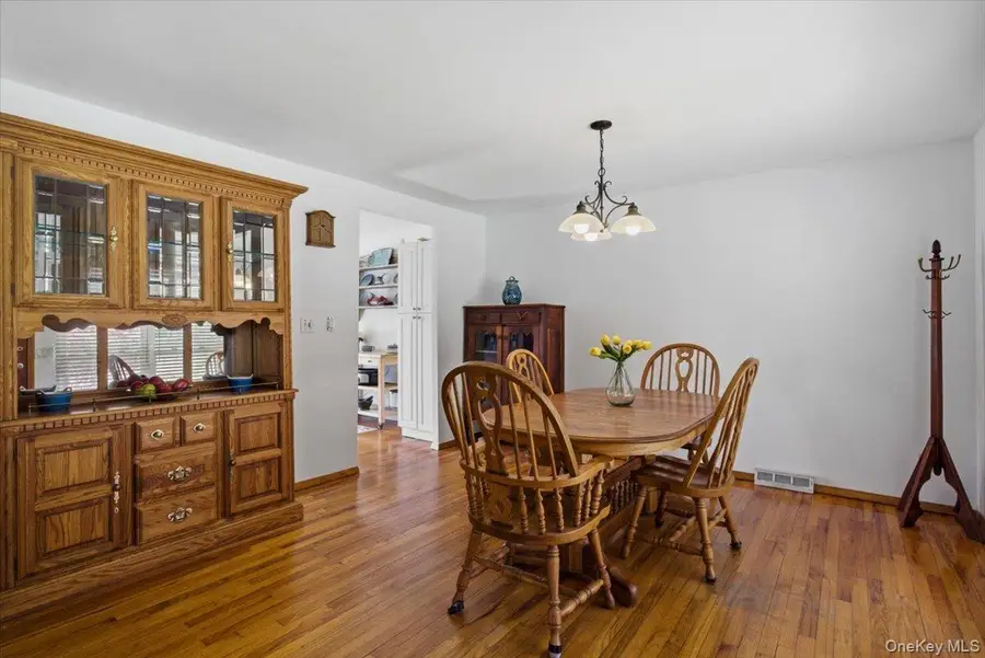 11 Lower Lake Road, Mahopac, NY 10541 - #2