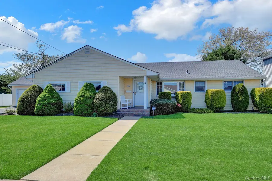 378 Harrison Avenue, Massapequa, NY 11758 - #2