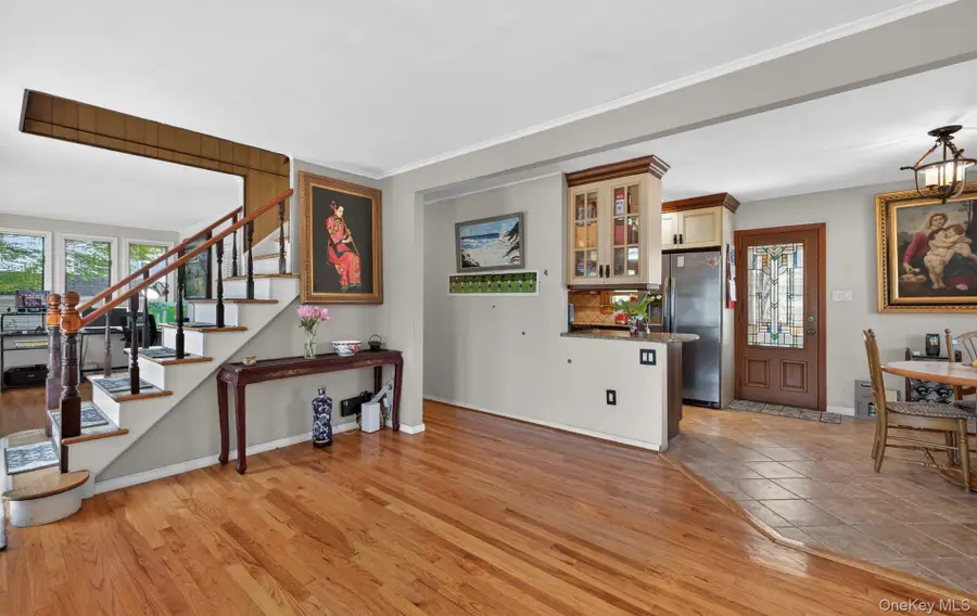 2021 Lincoln Avenue, East Meadow, NY 11554 - #2