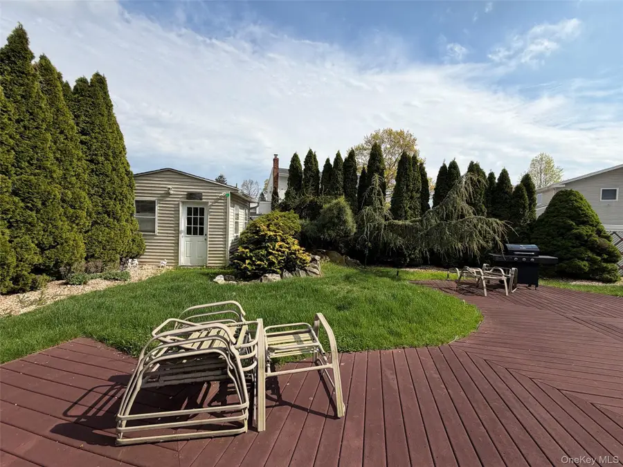 217 Audwin Drive, Islip Terrace, NY 11752 - #3