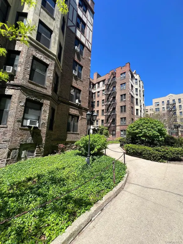 754 Bardy Avenue #201, Bronx, NY 10462