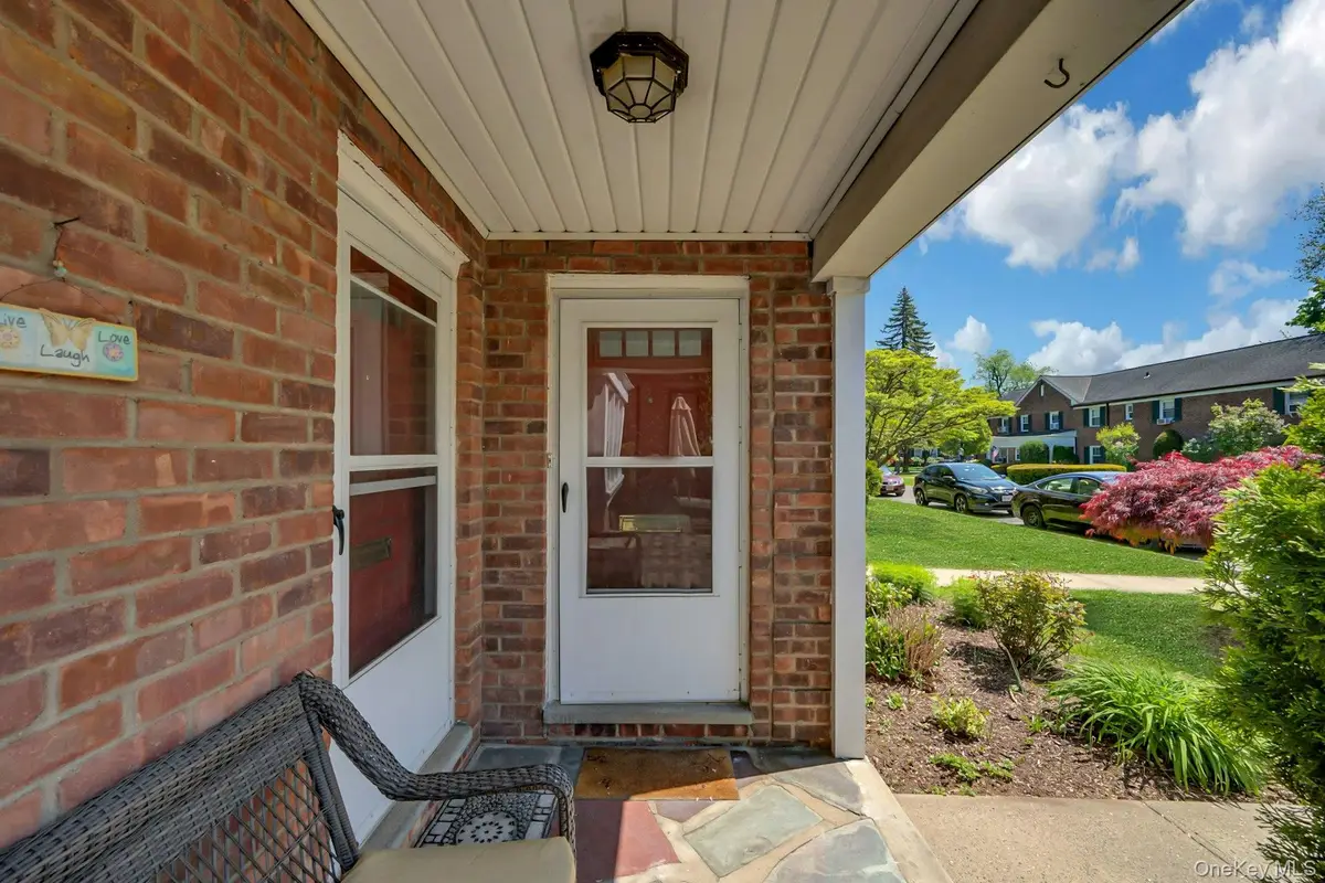 45 Robins Crescent #45, New Rochelle, NY 10801 - #1