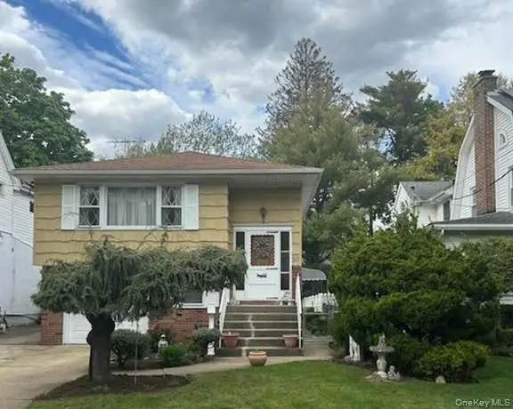 30 Malverne Avenue, Malverne, NY 11565 - #1