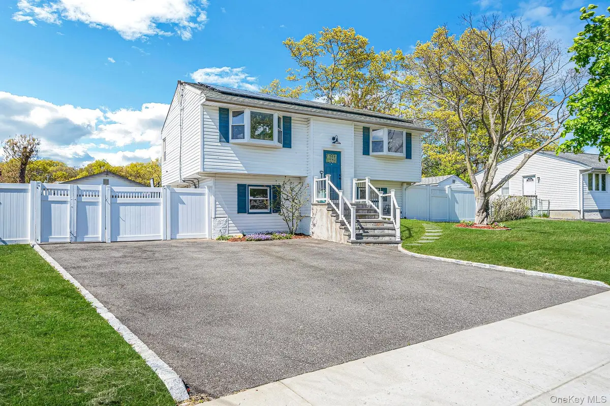 10 Charter Road, Selden, NY 11784 - #1