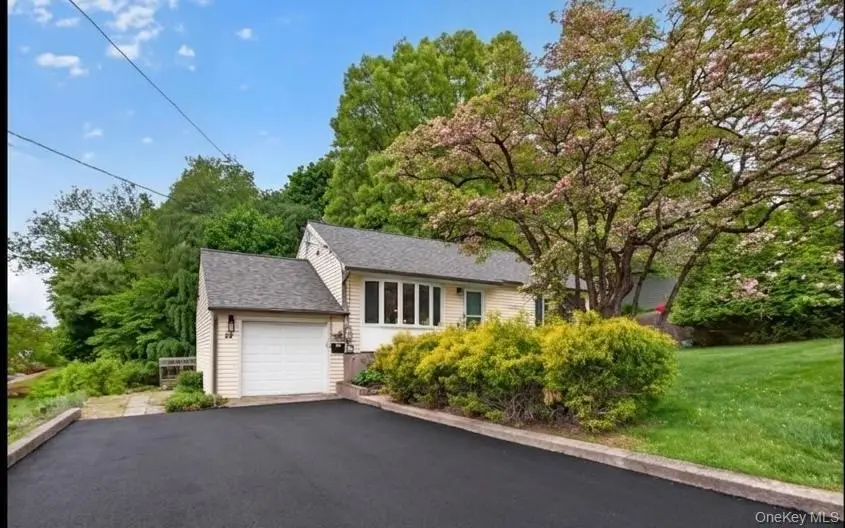 29 Christine Lane, Tappan, NY 10983 - #1