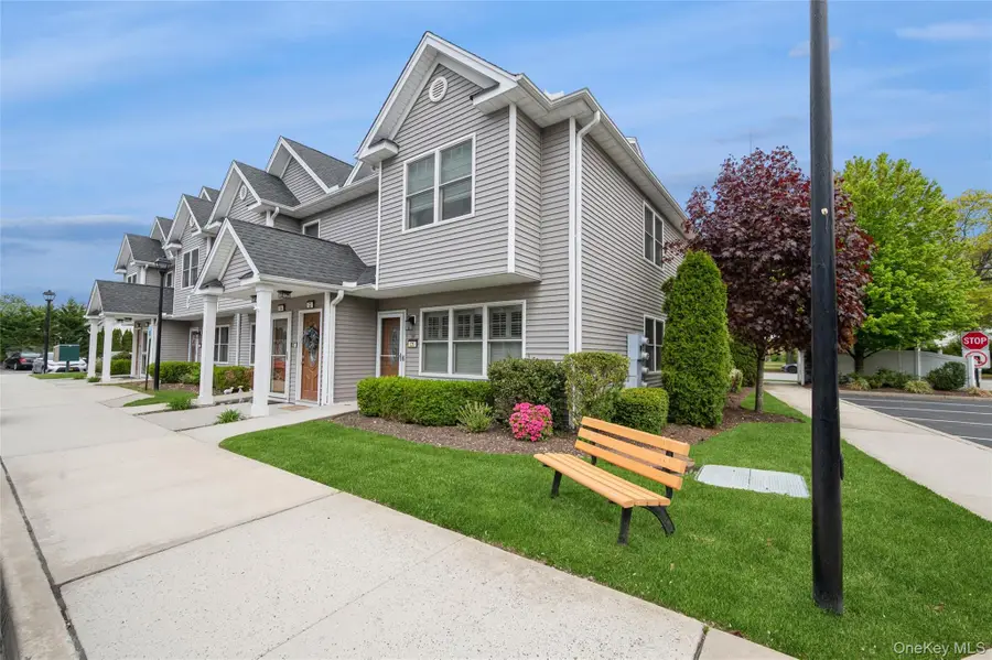608 Carman Avenue #C2, Westbury, NY 11590 - #3