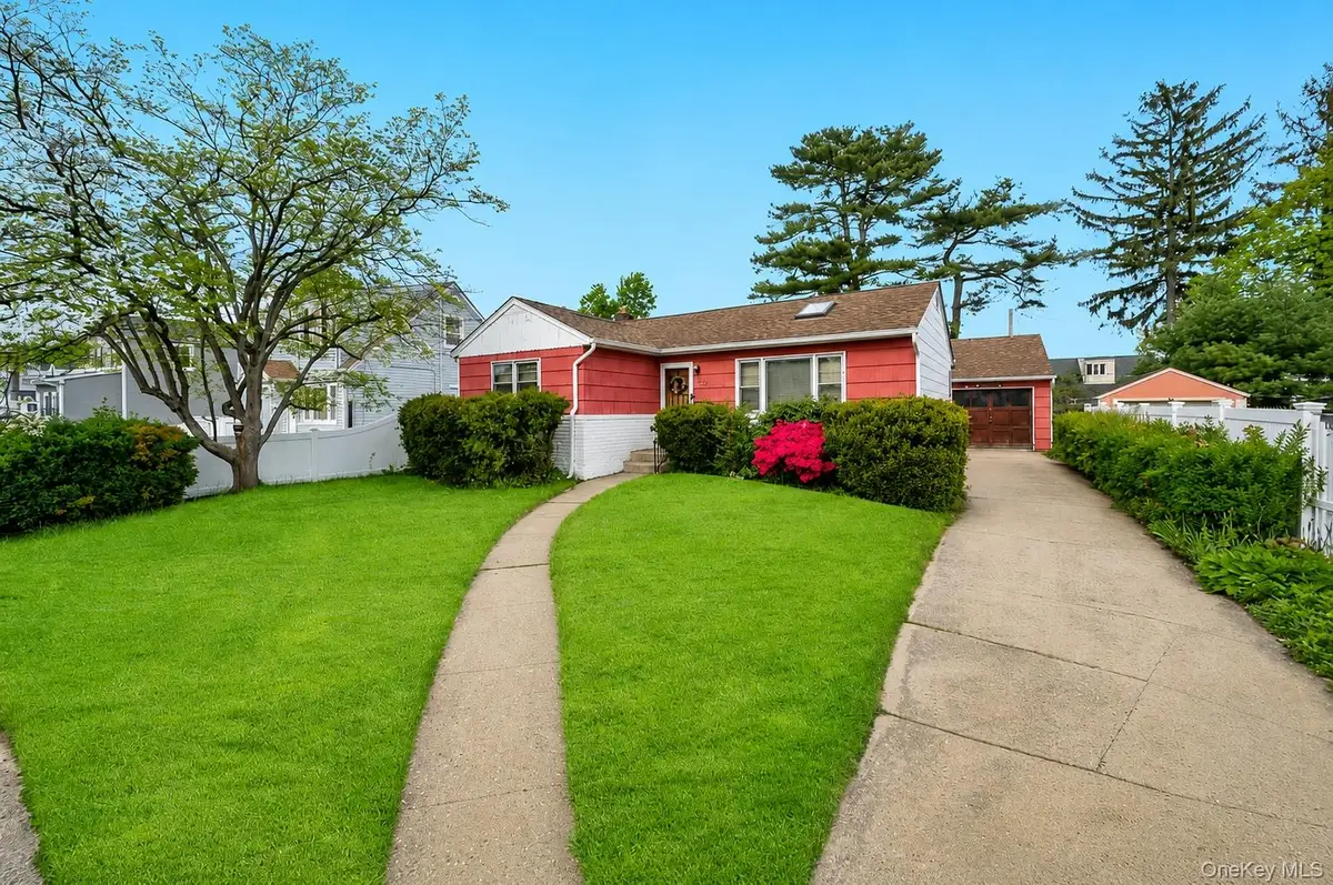 529 Liberty Street, Uniondale, NY 11553 - #1