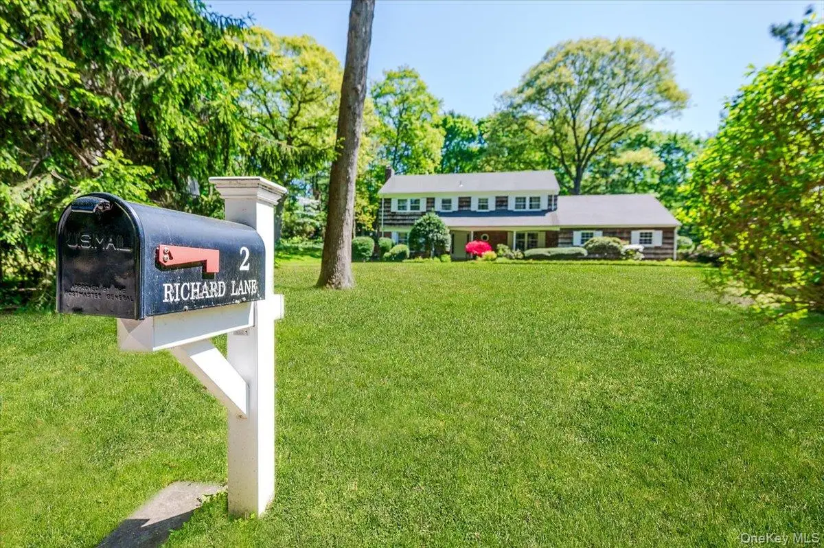 2 Richard Lane, Huntington, NY 11743 - #1