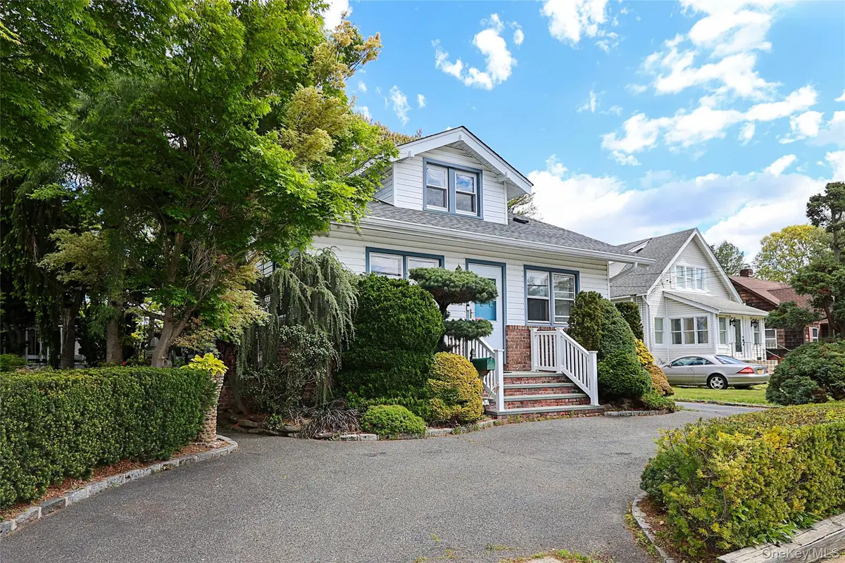 515 Elm Street, West Hempstead, NY 11552 - #1