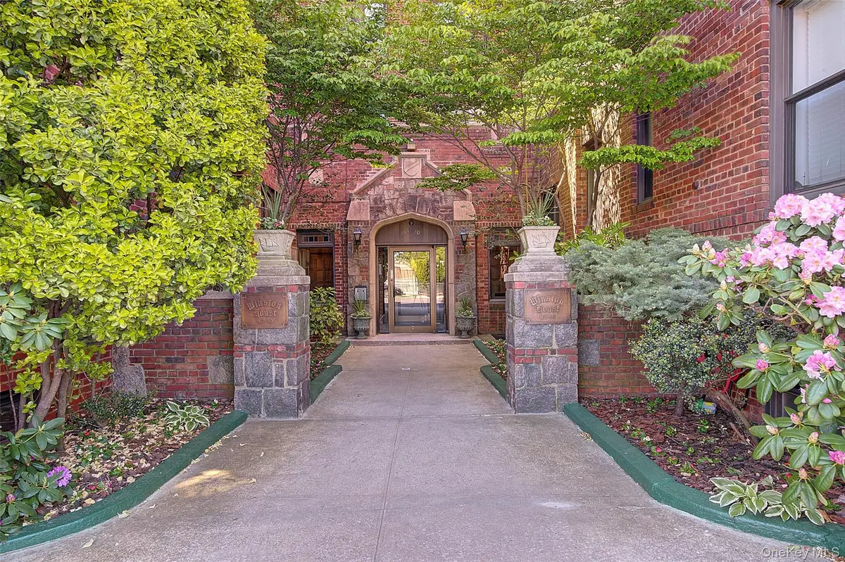 167-10 Crocheron Avenue #6C, Flushing, NY 11358 - #1