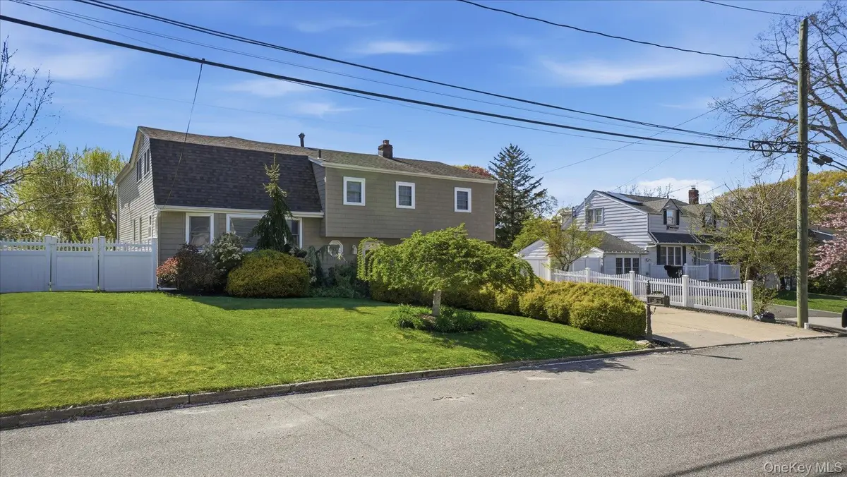 20 Camp Drive, Selden, NY 11784 - #1
