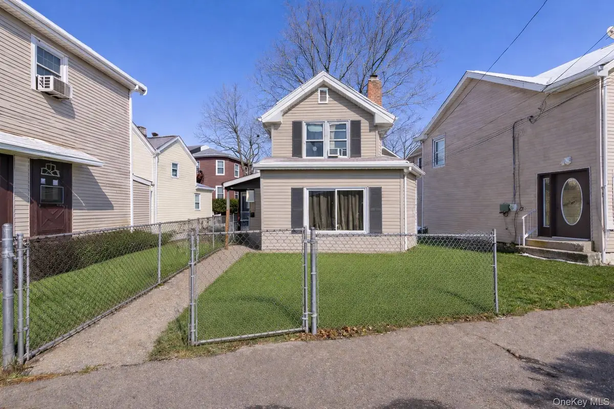 5 Pratt Street, Haverstraw, NY 10927 - #1