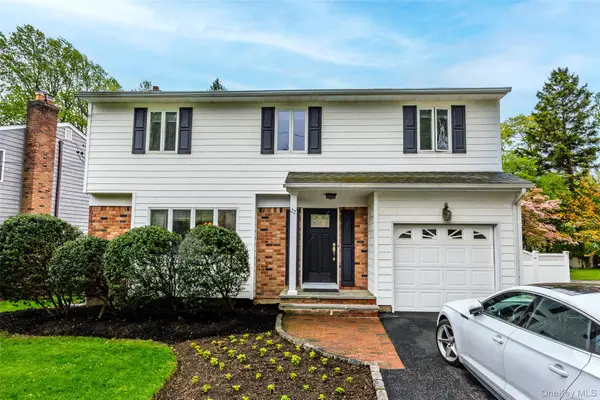 22 W Maple Road, Greenlawn, NY 11740