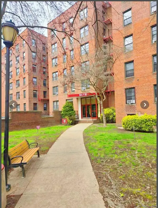 15010 71st Avenue #6G, Flushing, NY 11367
