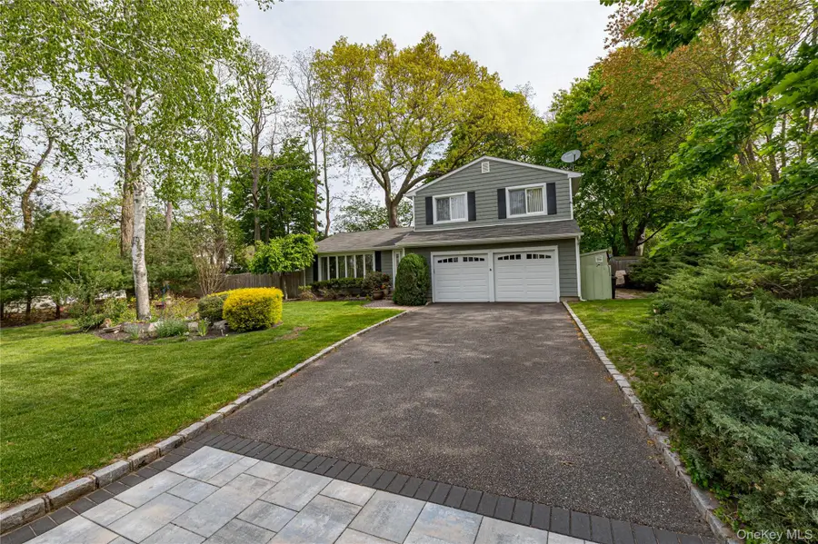 17 Lodge Lane, Miller Place, NY 11764 - #2