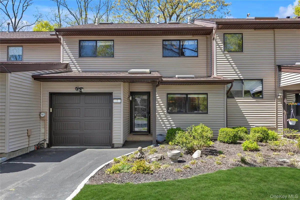 7 Northgate Court, Melville, NY 11747 - #1