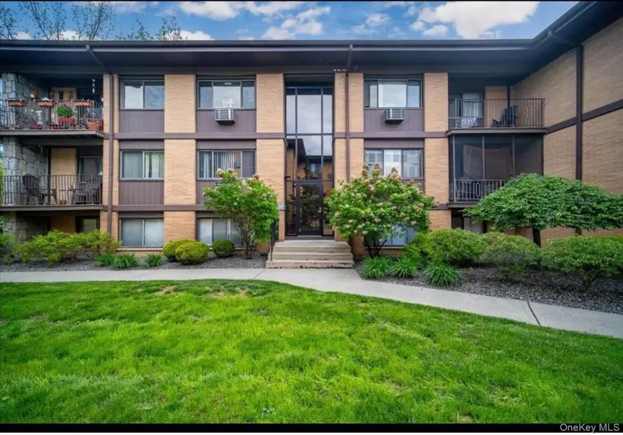 10 Oakwood Terrace #65, New Windsor, NY 12553 - #2