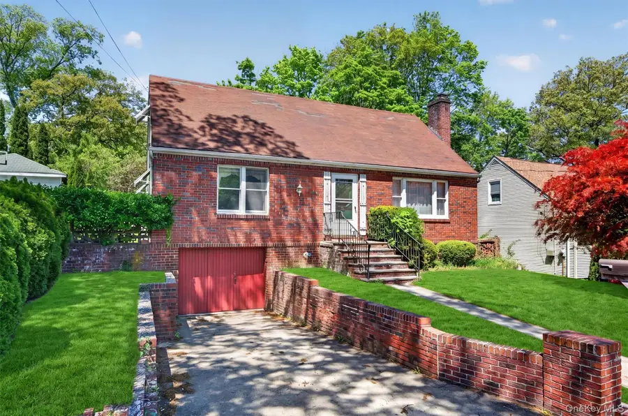 149 W Washington Avenue, Pearl River, NY 10965 - #2