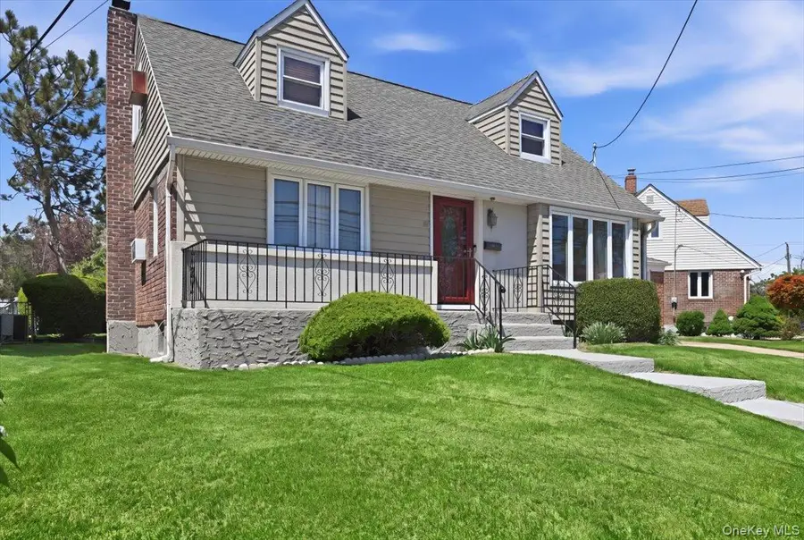 58 Lyon Street, Valley Stream, NY 11580 - #2