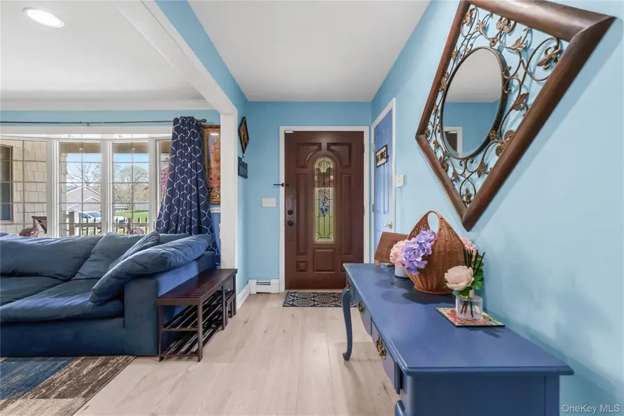 24 Sabre Drive, Selden, NY 11784 - #2