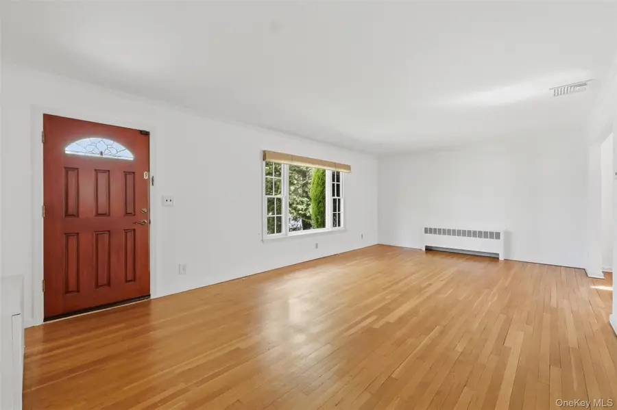 5 Albro Lane, White Plains, NY 10603 - #2