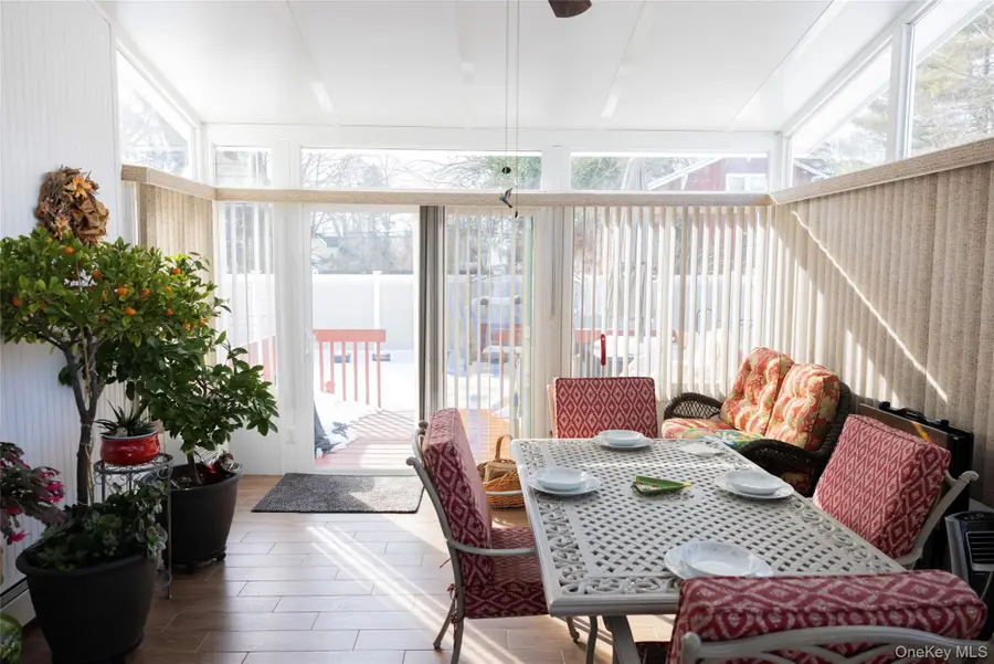 18 Yale Street, Islip, NY 11751 - #3