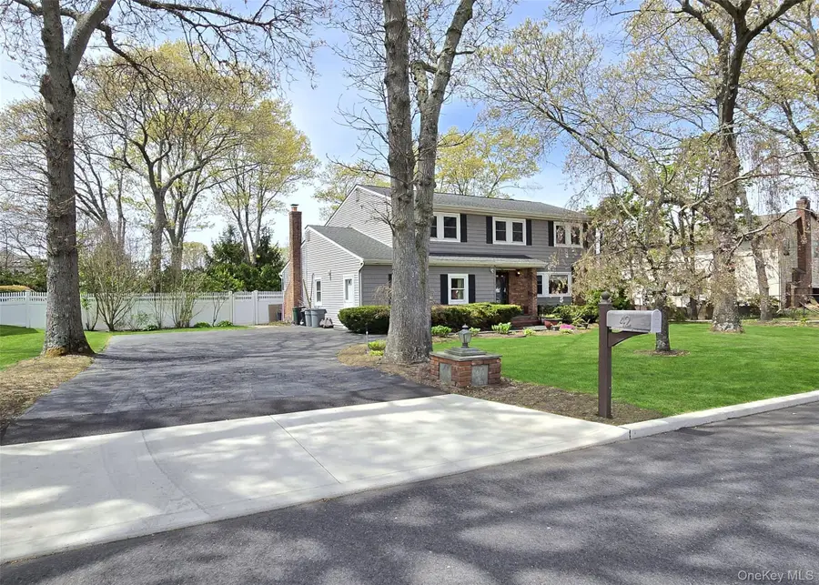 42 Morris Avenue, Farmingville, NY 11738 - #2