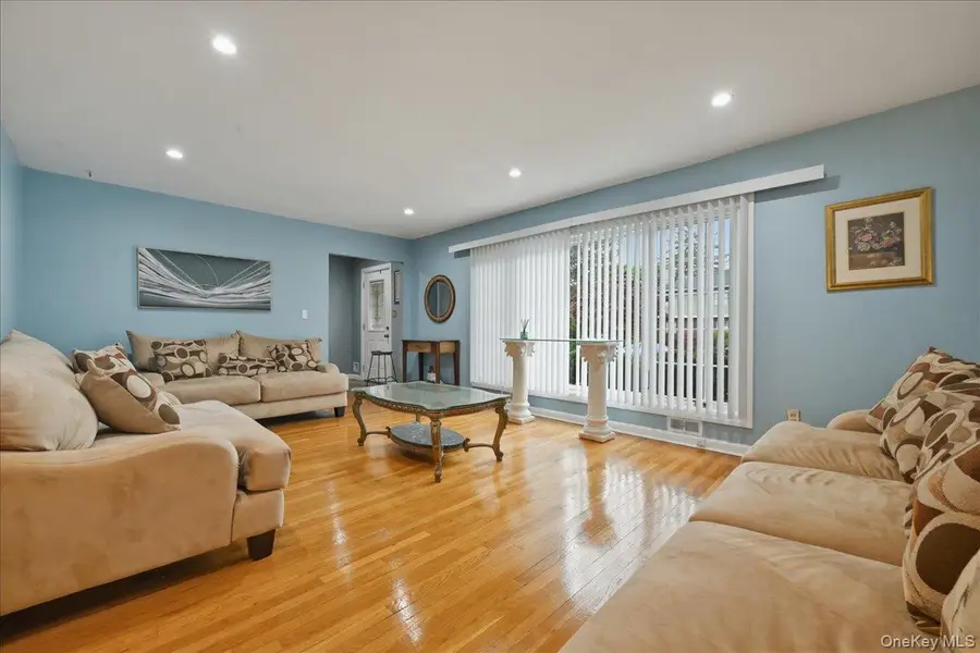 336 Princeton Street, Westbury, NY 11590 - #3