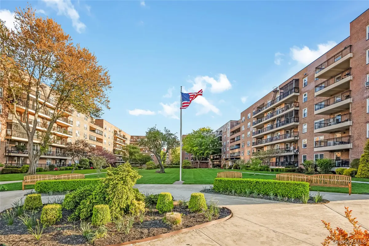 162-41 Powells Cove Boulevard #6S, Whitestone, NY 11357 - #1