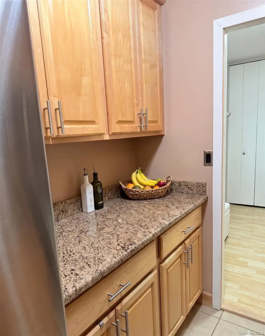100 E Hartsdale Avenue E #5FE, Hartsdale, NY 10530 - #3
