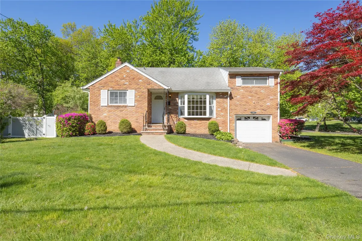 191 Center Street, Pearl River, NY 10965 - #1