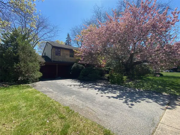 128 Tremper Street, Holbrook, NY 11741