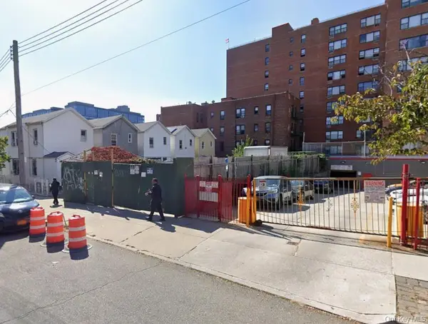 88-16 168th Place, Jamaica, NY 11432