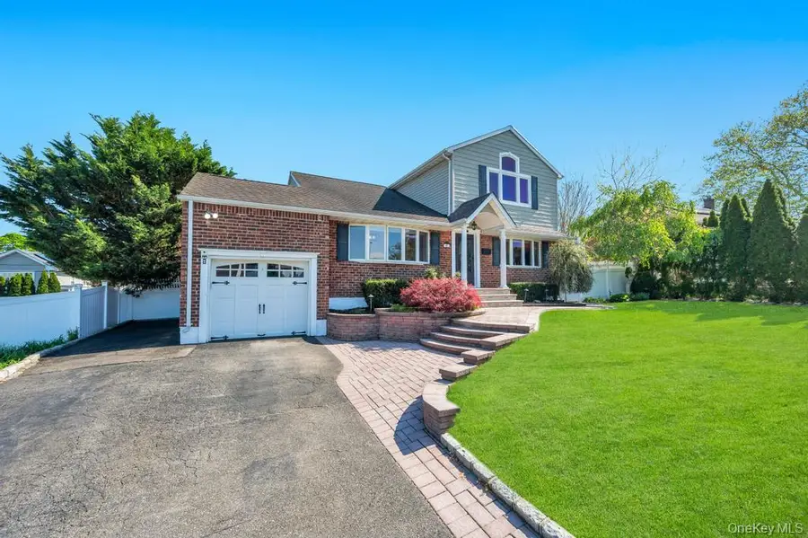 47 Laurie Boulevard, Bethpage, NY 11714 - #3
