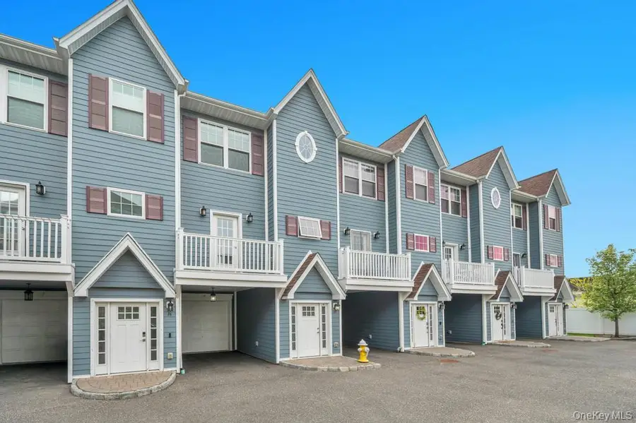Address Withheld By Seller, Farmingdale, NY 11735 - #2