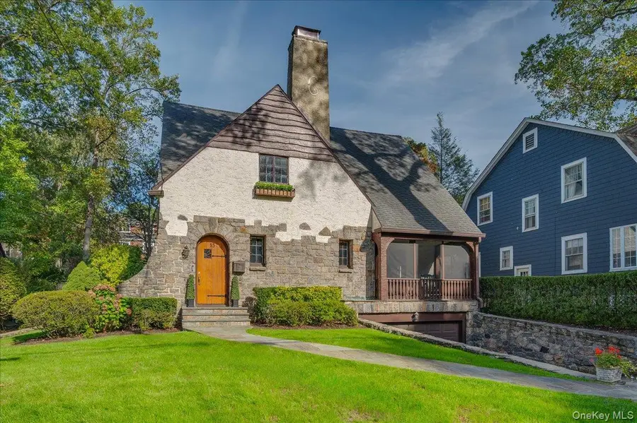 15 Kingsbury Road, New Rochelle, NY 10804 - #2