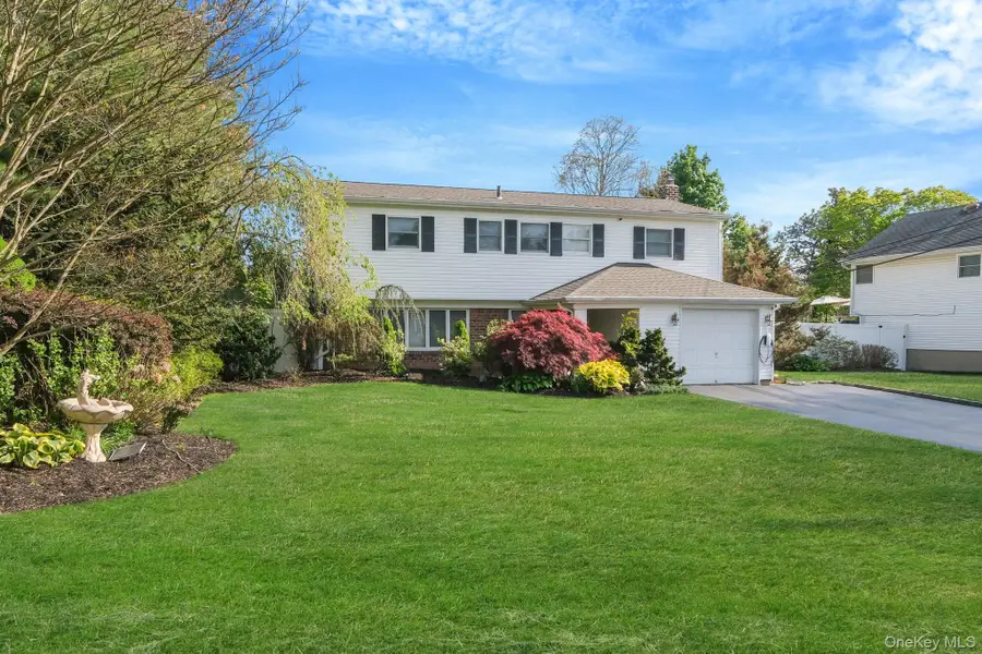 8 Elder Drive, Commack, NY 11725 - #2