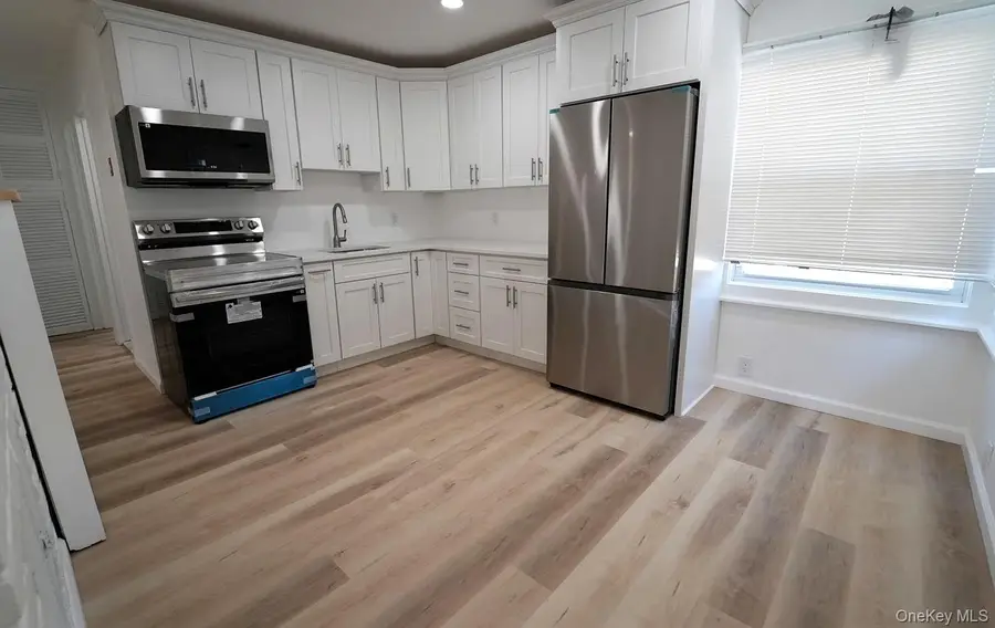 23 Wildwood Lane, Wantagh, NY 11793 - #3