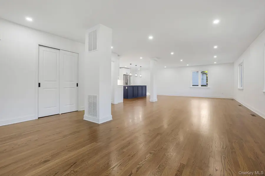 1 Edsam Road, Valley Cottage, NY 10989 - #2