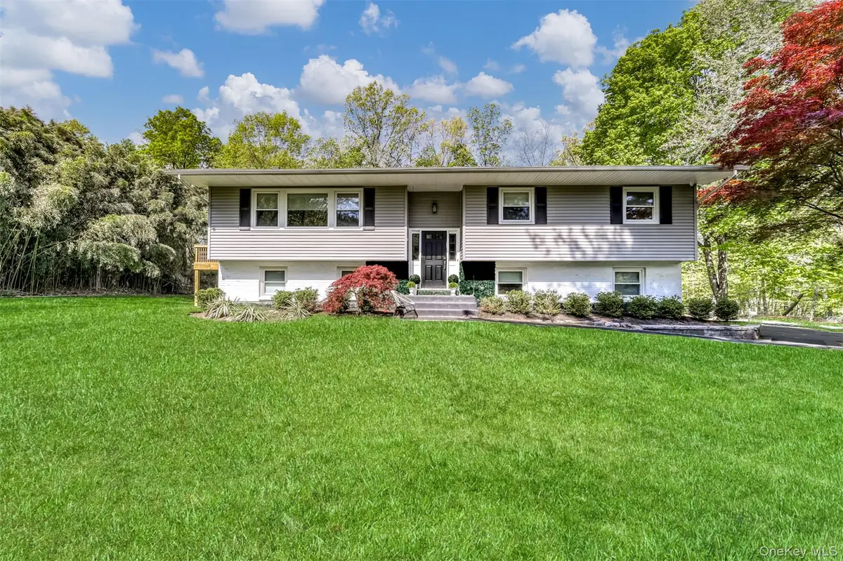 27 Hidden Valley Drive, Suffern, NY 10901 - #1