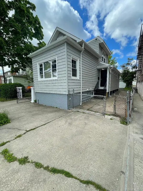 839 Clarence Avenue, Bronx, NY 10465