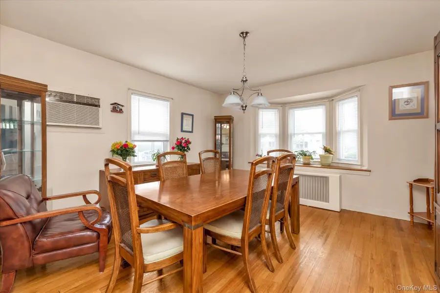 1026 N 2nd Street, New Hyde Park, NY 11040 - #3