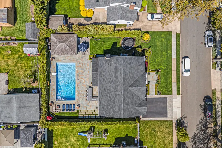 25 Boyd Drive, Westbury, NY 11590 - #2