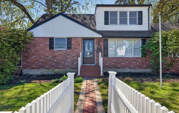 436 15th Street, West Babylon, NY 11704