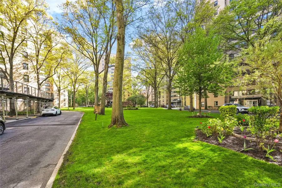 3 Fordham Hill Oval #1F, Bronx, NY 10468 - #2