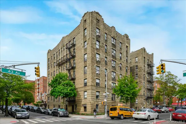 50-05 43rd Avenue #1M, Woodside, NY 11377